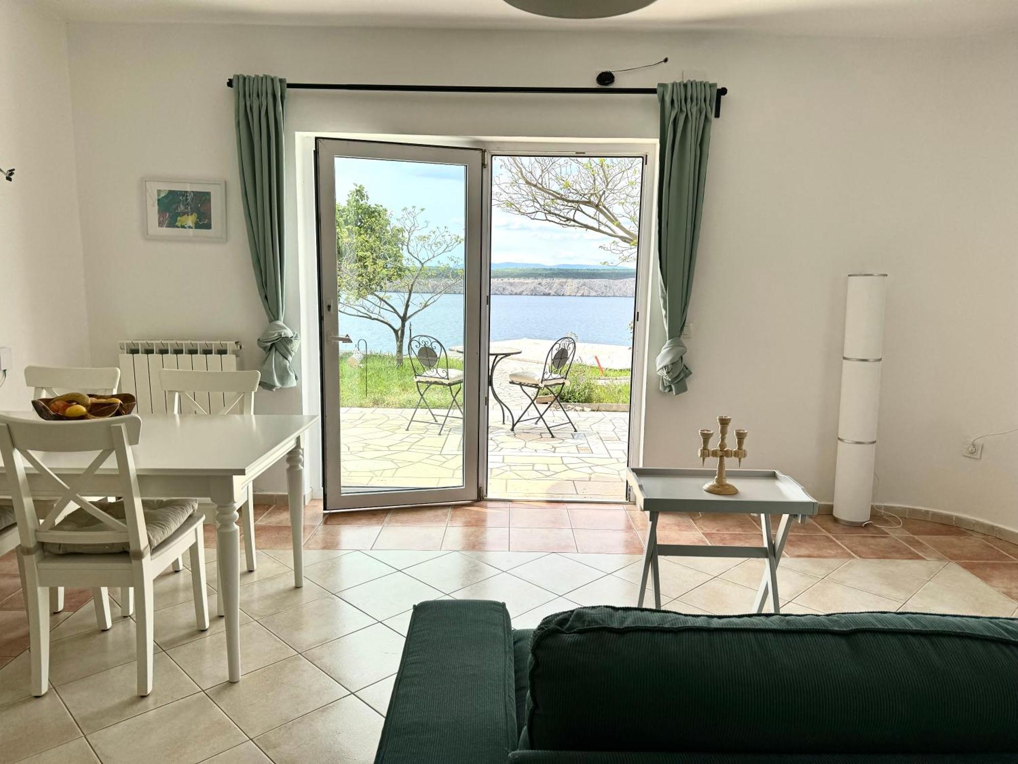 Rosmarin Sea View Garden Side Apartament